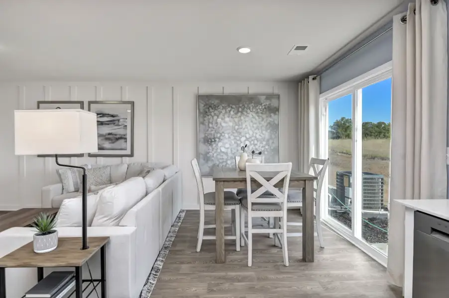 Furnished interior view inside a new home in Cameron Ridge, Columbia (Image 10).