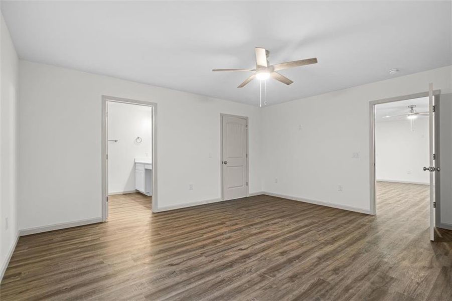 Spacious, unfurnished interior of a new home in , Dalton (Image 31).