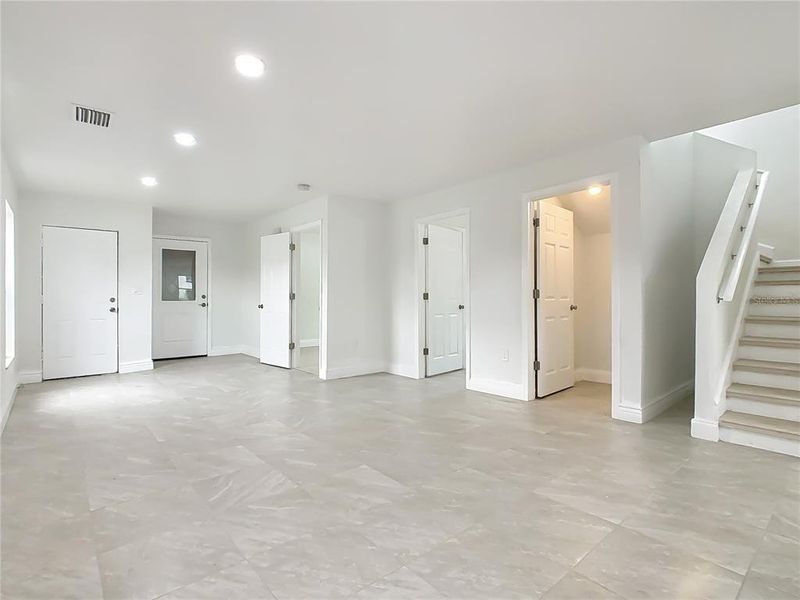 Spacious, unfurnished interior of a new home in , Haines City (Image 29). Spacious, unfurnished interior of a new home in , Haines City (Image 29).