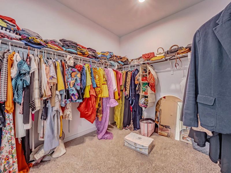 Image 37 of a home in .