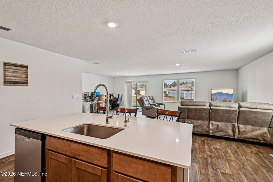 Furnished interior view inside a new home in Cross Creek Express, Green Cove Springs (Image 27).