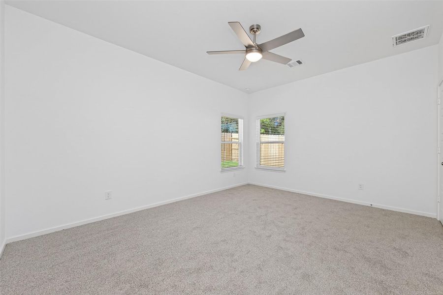 Spacious, unfurnished interior of a new home in Enclave at Willis, Willis (Image 25).