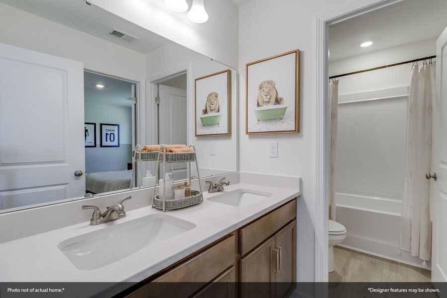 Furnished interior view inside a new home in Dove Hollow, Chesnee (Image 27).