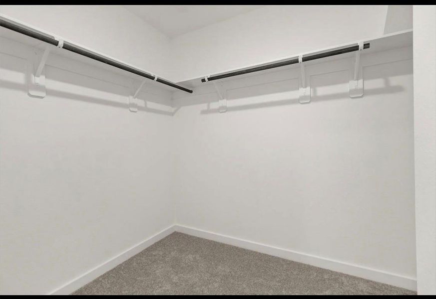 Spacious, unfurnished interior of a new home in Colony at Pinehurst, Pinehurst (Image 9).