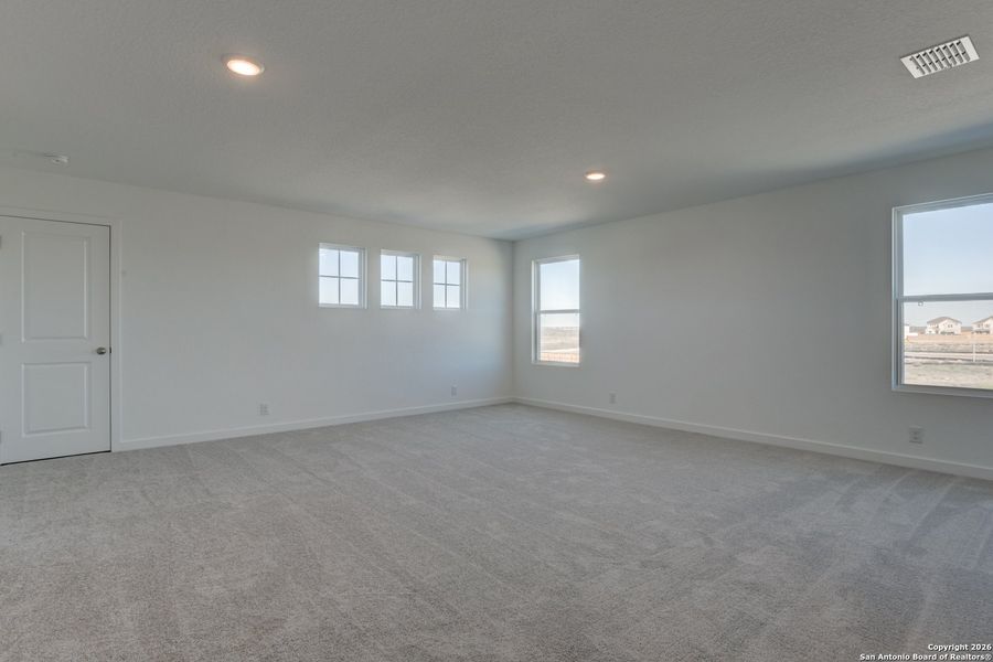 Spacious, unfurnished interior of a new home in The Arbors at the Wilder, Adkins (Image 16).