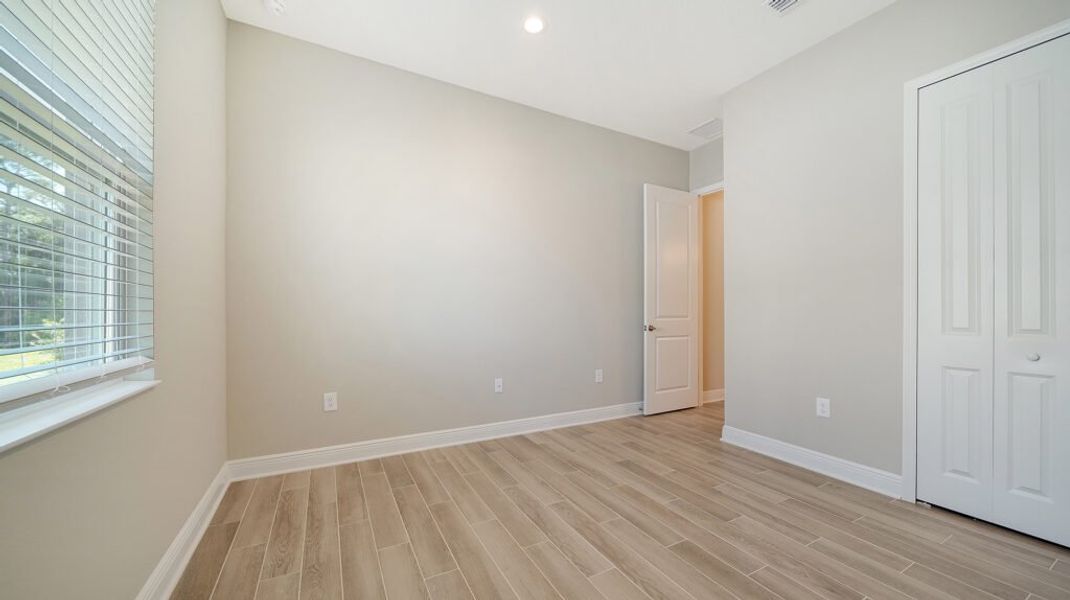 Spacious, unfurnished interior of a new home in Grand Palm, Venice (Image 30). Spacious, unfurnished interior of a new home in Grand Palm, Venice (Image 30).
