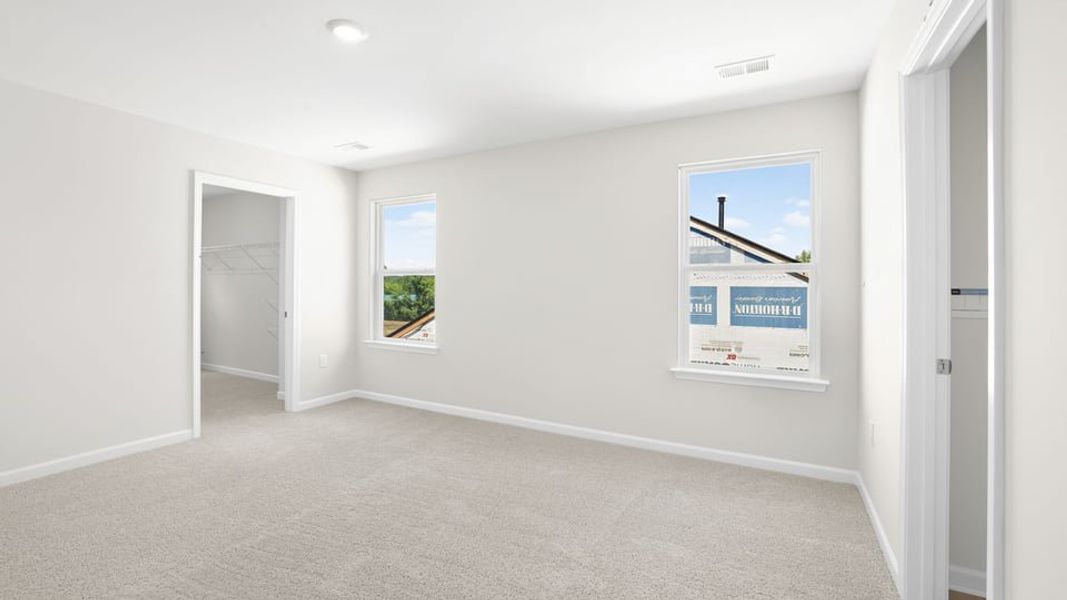 Spacious, unfurnished interior of a new home in Trailside Run, Spartanburg (Image 35). Spacious, unfurnished interior of a new home in Trailside Run, Spartanburg (Image 35).