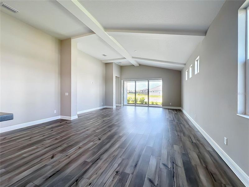 Spacious, unfurnished interior of a new home in Watercolor Place, Bradenton (Image 42).