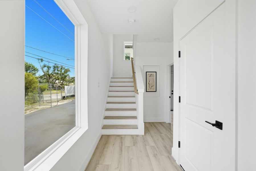 Spacious, unfurnished interior of a new home in Hammerly Blvd, Houston (Image 21). Spacious, unfurnished interior of a new home in Hammerly Blvd, Houston (Image 21).