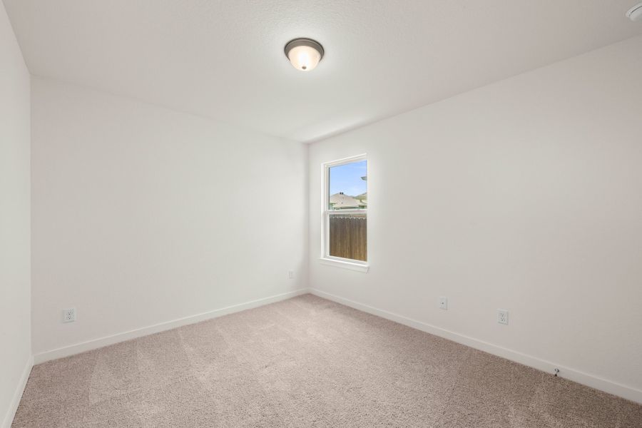 Spacious, unfurnished interior of a new home in South Pointe, Temple (Image 10).