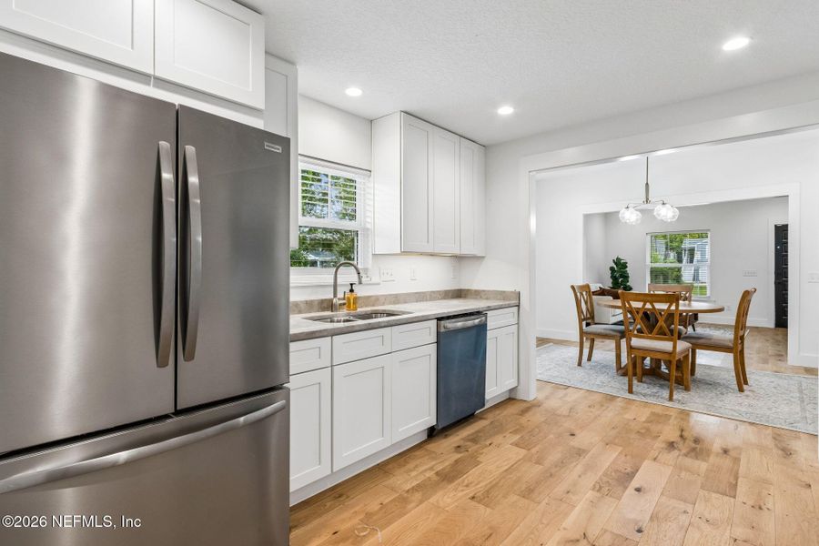 Furnished interior view inside a new home in , Jacksonville (Image 8).