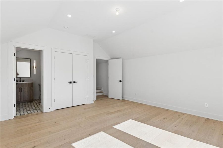 Spacious, unfurnished interior of a new home in , Roswell (Image 42).