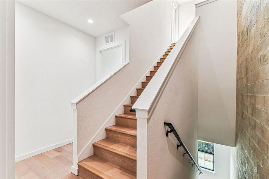 Image 74 of a home in .