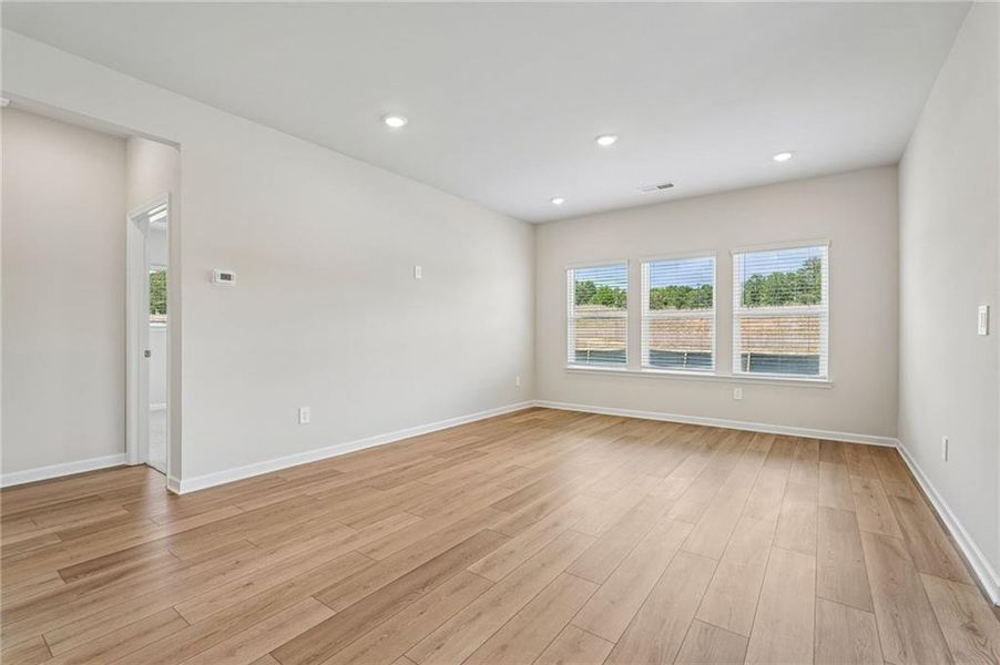 Spacious, unfurnished interior of a new home in Northwoods at Mirror Lake, Villa Rica (Image 48).