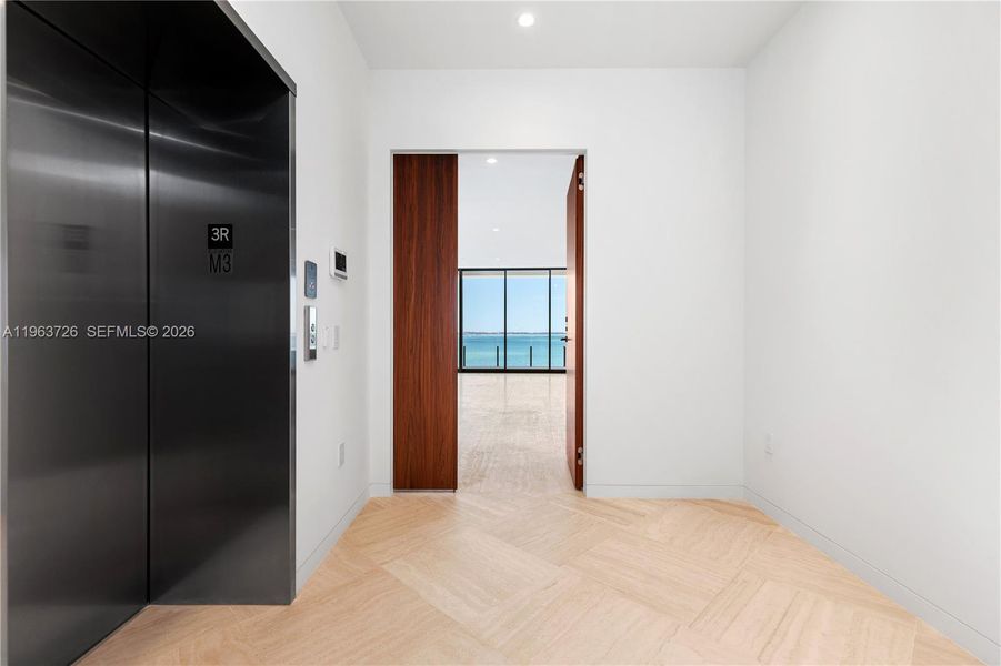 Spacious, unfurnished interior of a new home in , Miami (Image 20).