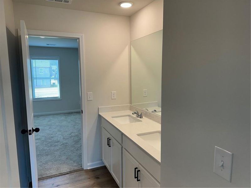 Furnished interior view inside a new home in Beckett Ranch, Auburn (Image 11).