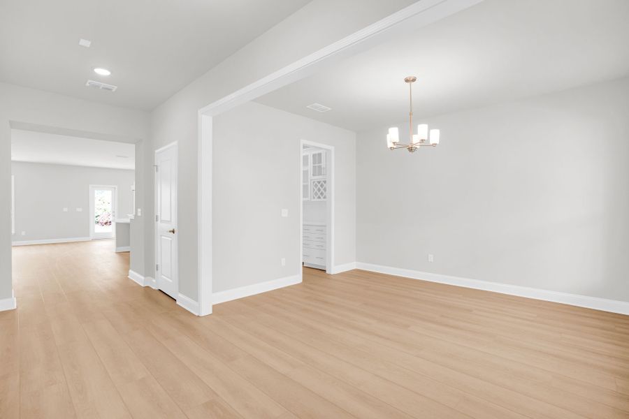 Spacious, unfurnished interior of a new home in Carriage Estates, Lexington (Image 44).