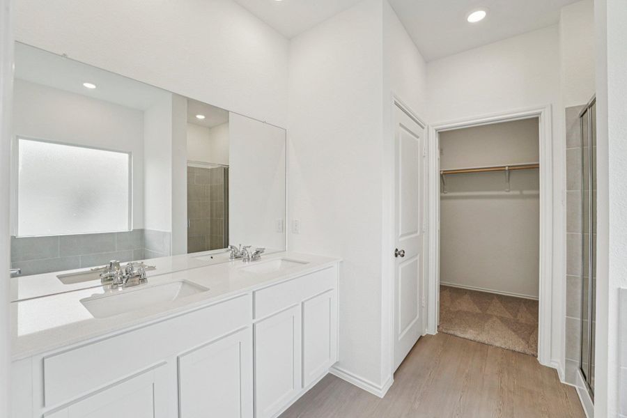 Furnished interior view inside a new home in Clayton Ranch, Copperas Cove (Image 6).