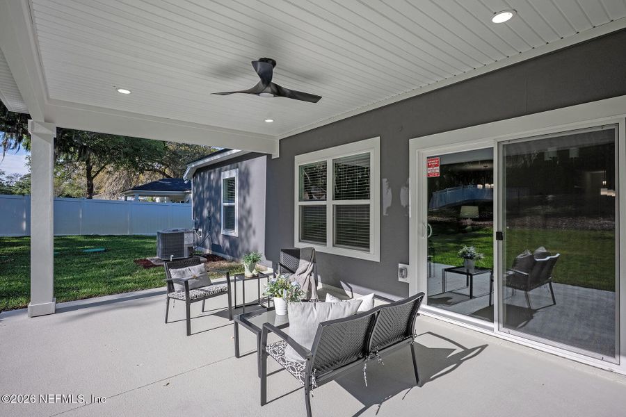Exterior details and patio area of a home in , Jacksonville (Image 3).