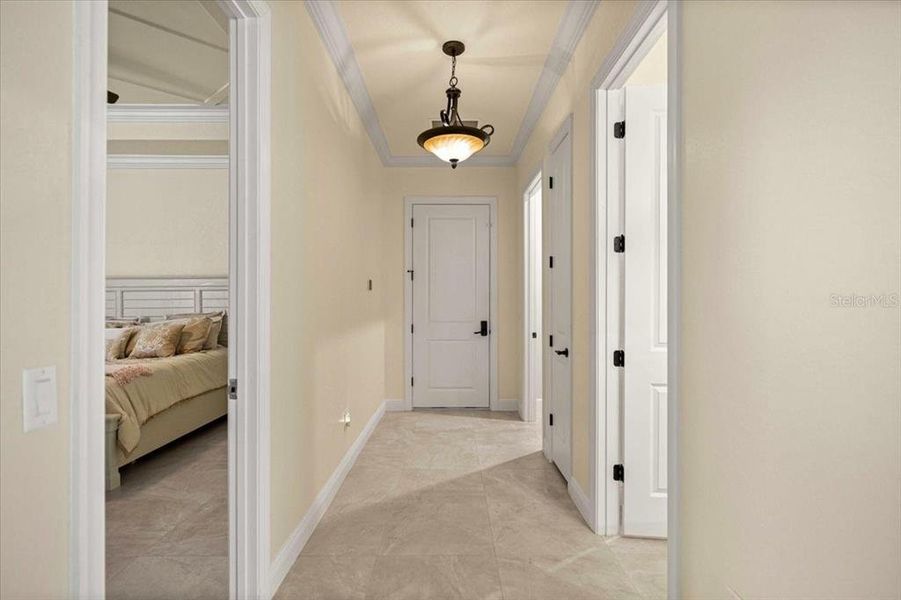Spacious, unfurnished interior of a new home in , Ocala (Image 24).