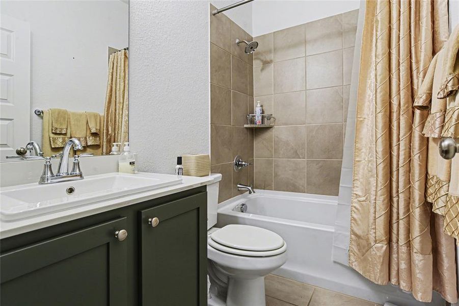 Furnished interior view inside a new home in Waterscape, Royse City (Image 10).