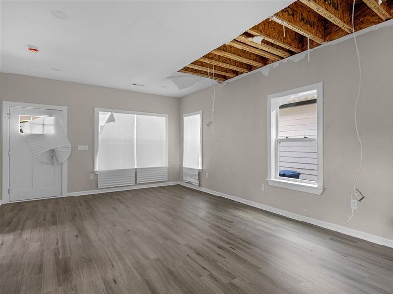 Spacious, unfurnished interior of a new home in , Atlanta (Image 25).