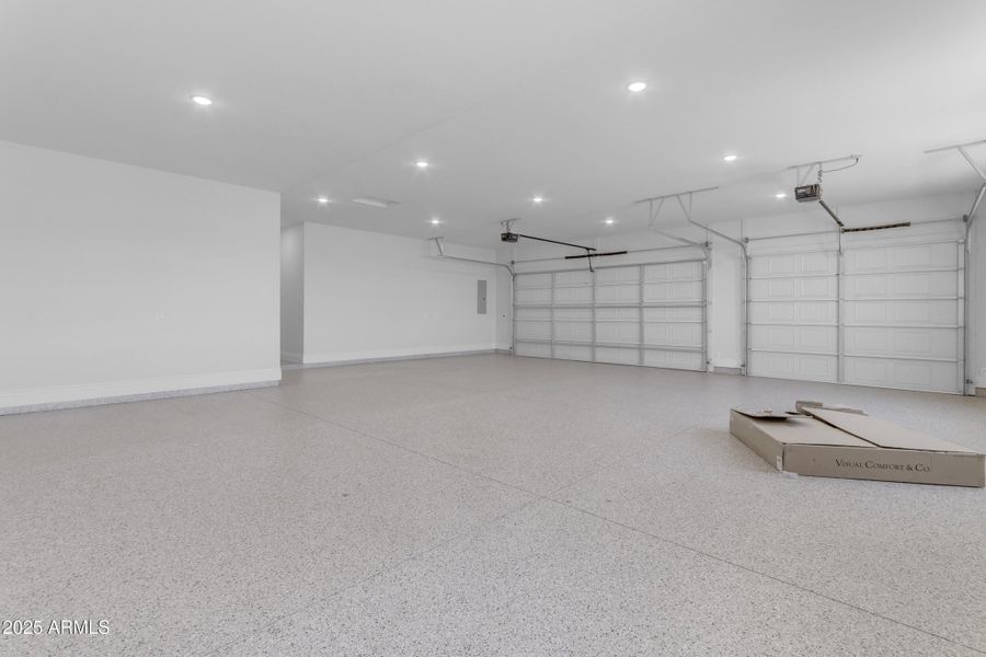 93_0259_a4m_cloud creek