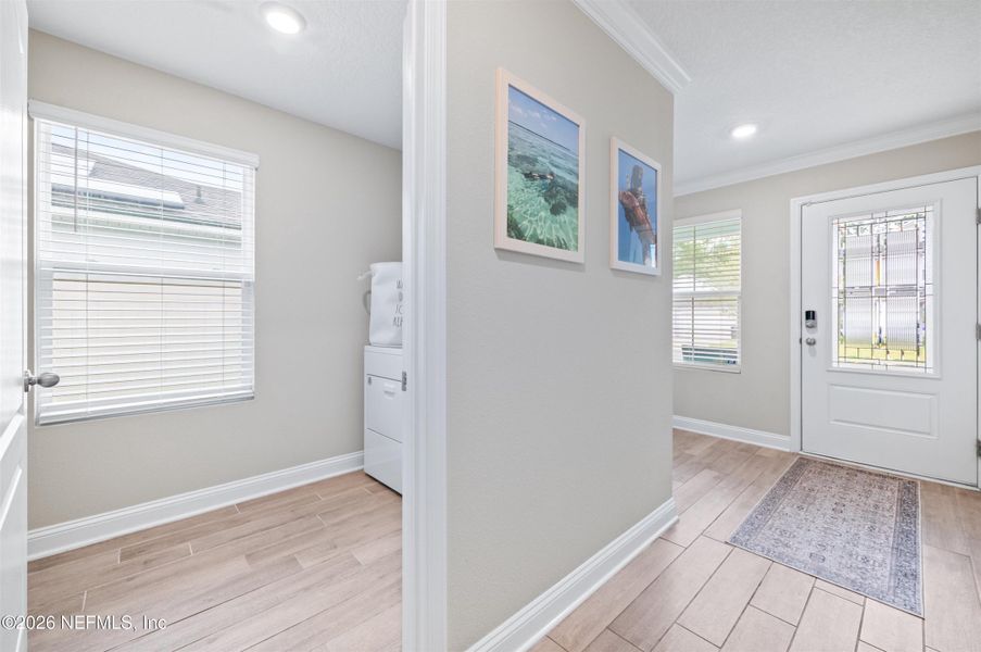 Spacious, unfurnished interior of a new home in Dorado at Entrada, St. Augustine (Image 26).