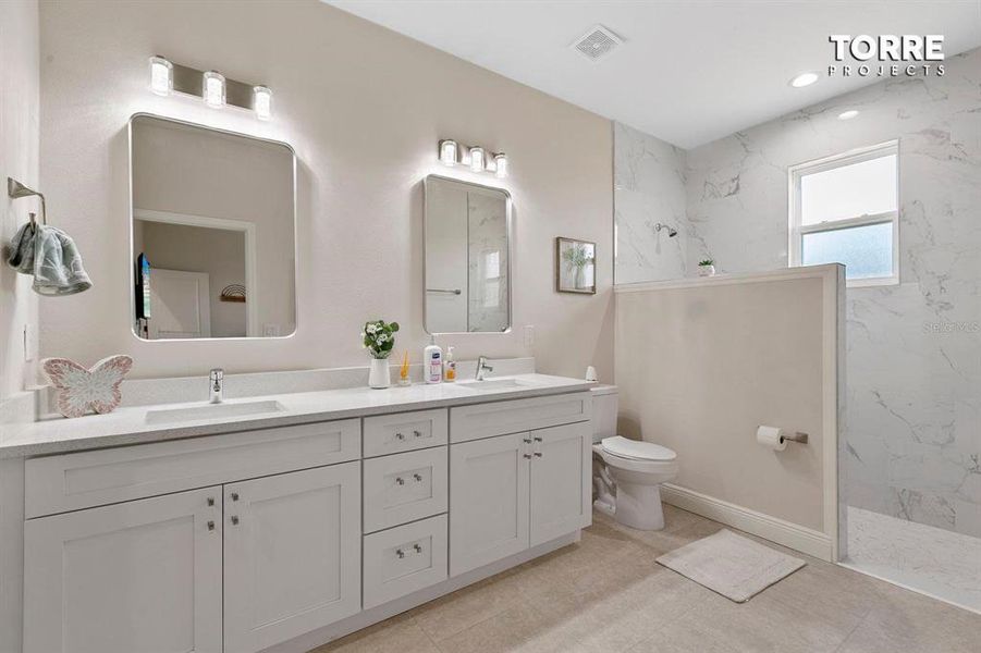 Furnished interior view inside a new home in , Port Charlotte (Image 9).