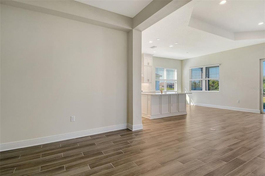 Spacious, unfurnished interior of a new home in Canoe Creek, Parrish (Image 18).