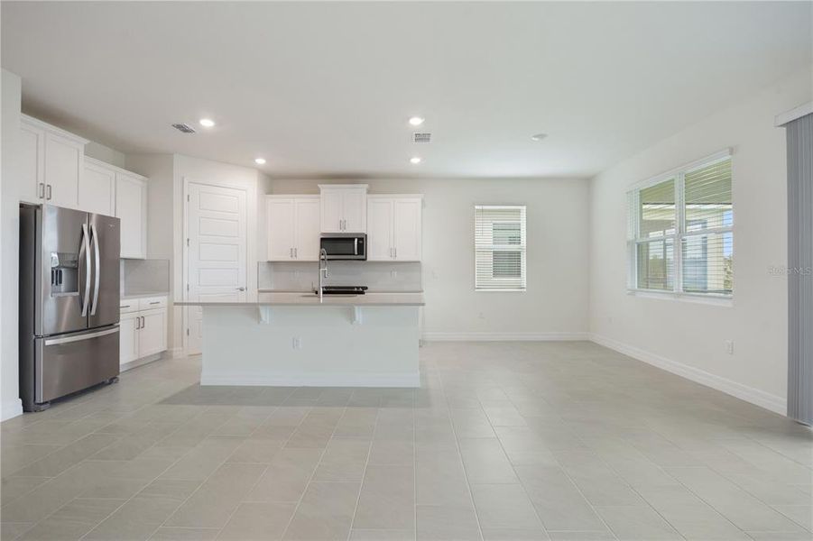 Furnished interior view inside a new home in Lakes of Mount Dora, Mount Dora (Image 3).