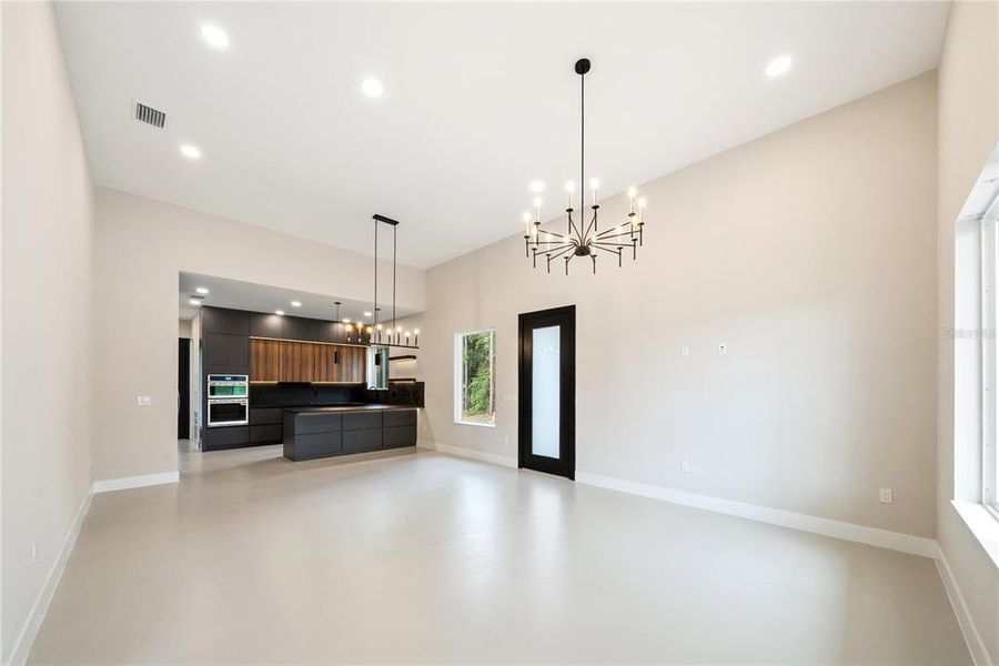 Spacious, unfurnished interior of a new home in , Ocala (Image 17).