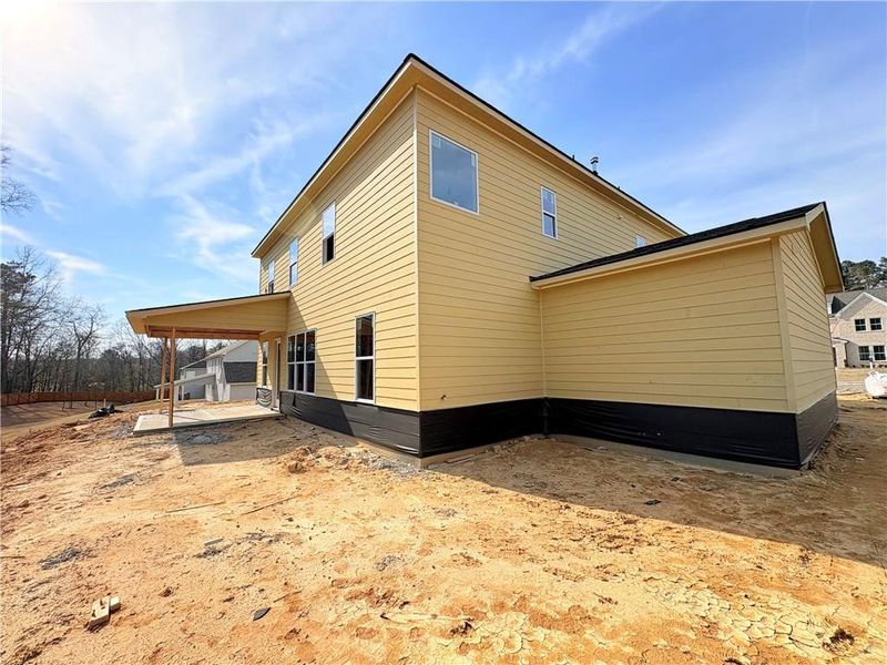 Exterior details and patio area of a home in Oak Valley Estates, Marietta (Image 30).