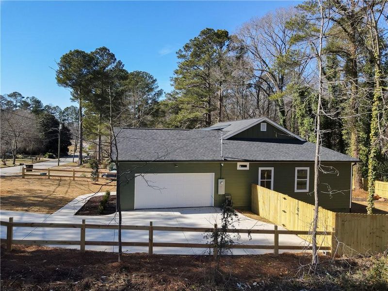 Image 27 of a home in .