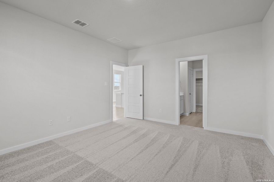 Spacious, unfurnished interior of a new home in Summerlin, San Antonio (Image 19). Spacious, unfurnished interior of a new home in Summerlin, San Antonio (Image 19).
