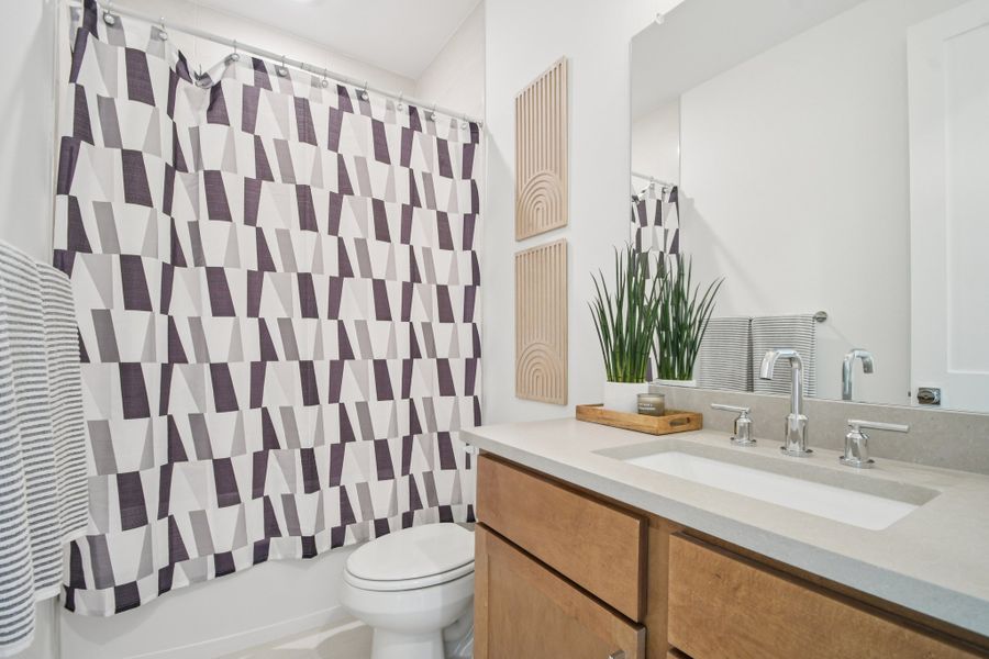 Representative furnished interior of a home built from the Noah by Risewell Homes in Novel, Austin (Image 26).