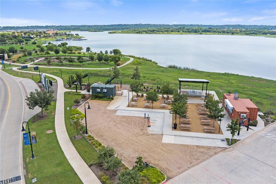 Image 37 of a home in .