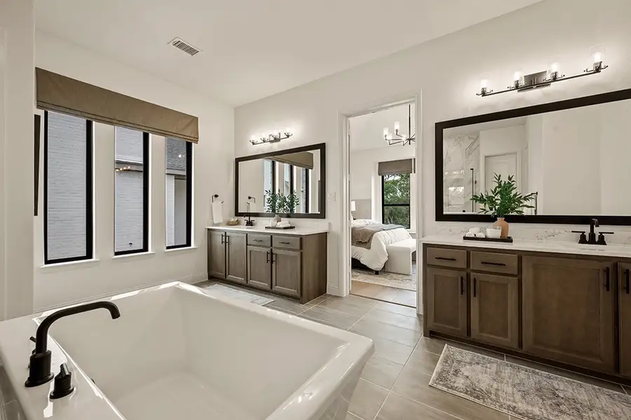 Furnished interior view inside a new home in Park Hills, Rockwall (Image 18).
