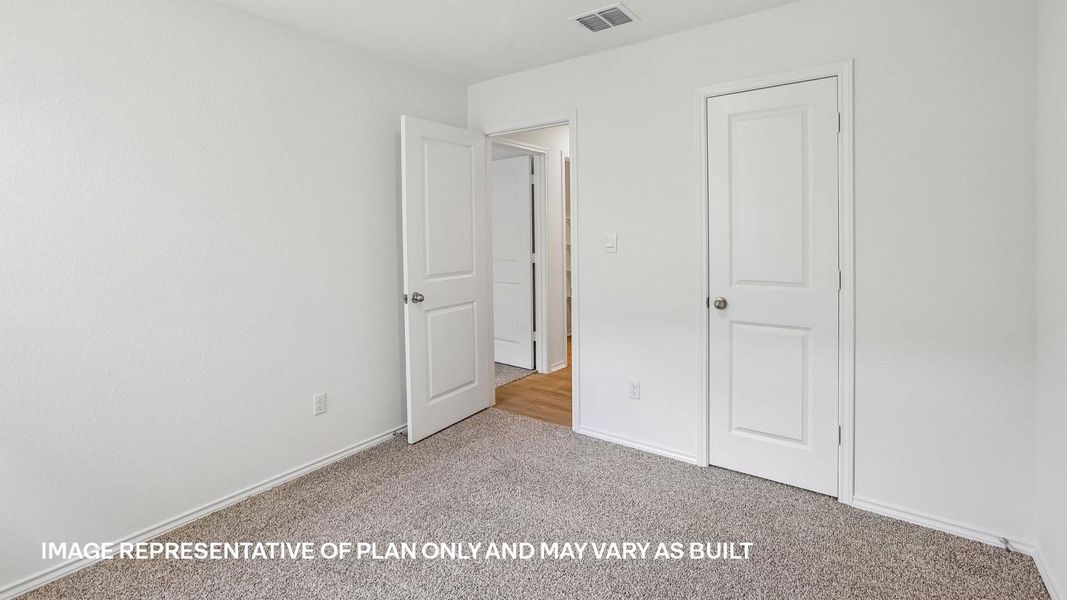 Representative unfurnished interior of a home built from the The Dalton by D.R. Horton in Valverde, Bastrop (Image 39).