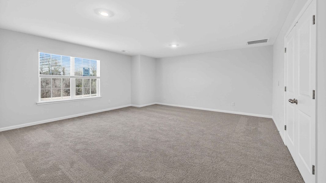 Spacious, unfurnished interior of a new home in Wallace Springs, Statesville (Image 21). Spacious, unfurnished interior of a new home in Wallace Springs, Statesville (Image 21).