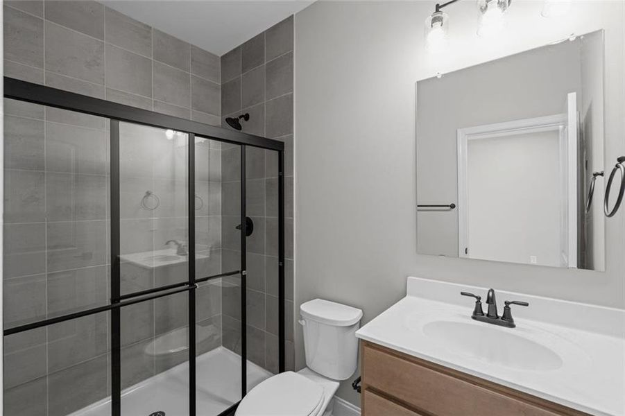 Furnished interior view inside a new home in Twin Lakes, Hoschton (Image 14).