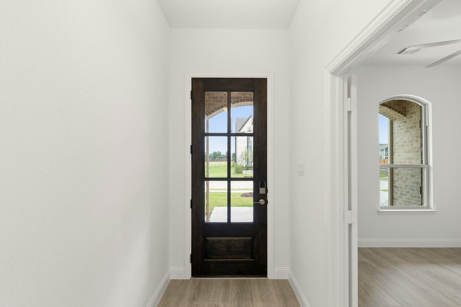 Spacious, unfurnished interior of a new home in Park Trails, Forney (Image 21).