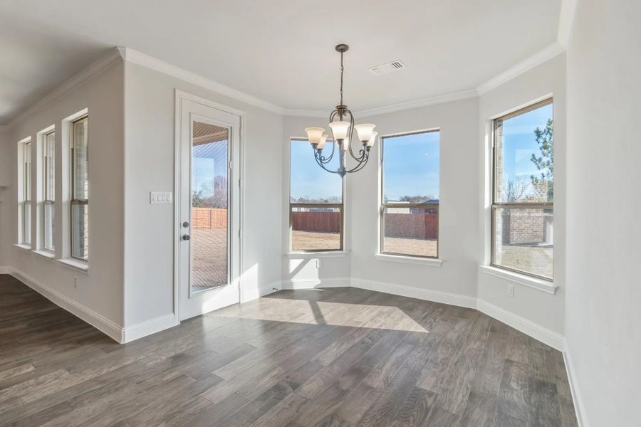 Image 167 representing the Concept 2373 by Landsea Homes in Coyote Crossing, Godley, TX. Image 167 representing the Concept 2373 by Landsea Homes in Coyote Crossing, Godley, TX.