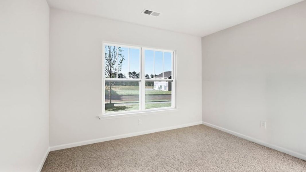 Spacious, unfurnished interior of a new home in Cascade Point, Seneca (Image 14).