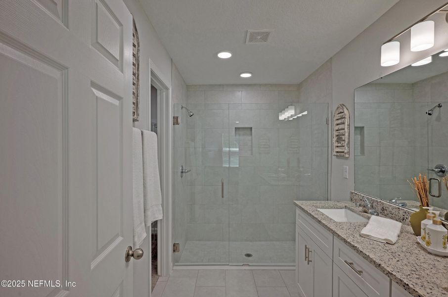 Furnished interior view inside a new home in , Jacksonville (Image 36).