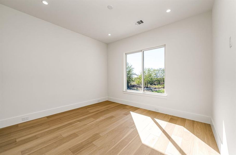 Spacious, unfurnished interior of a new home in , Gunter (Image 20). Spacious, unfurnished interior of a new home in , Gunter (Image 20).