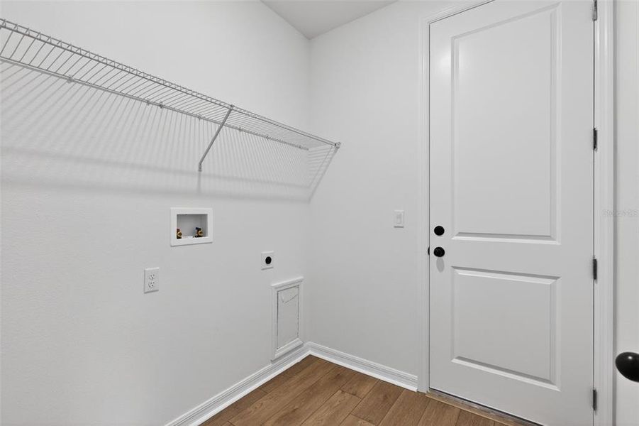 Spacious, unfurnished interior of a new home in Trailside, Mount Dora (Image 23).