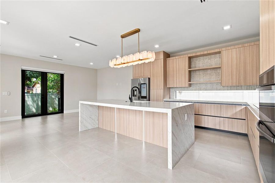 Furnished interior view inside a new home in , Tampa (Image 11).