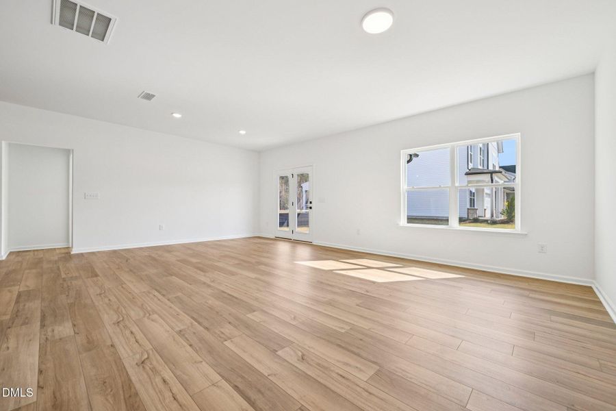 11-web-or-mls-N Stone Ml Trl-S2803-011