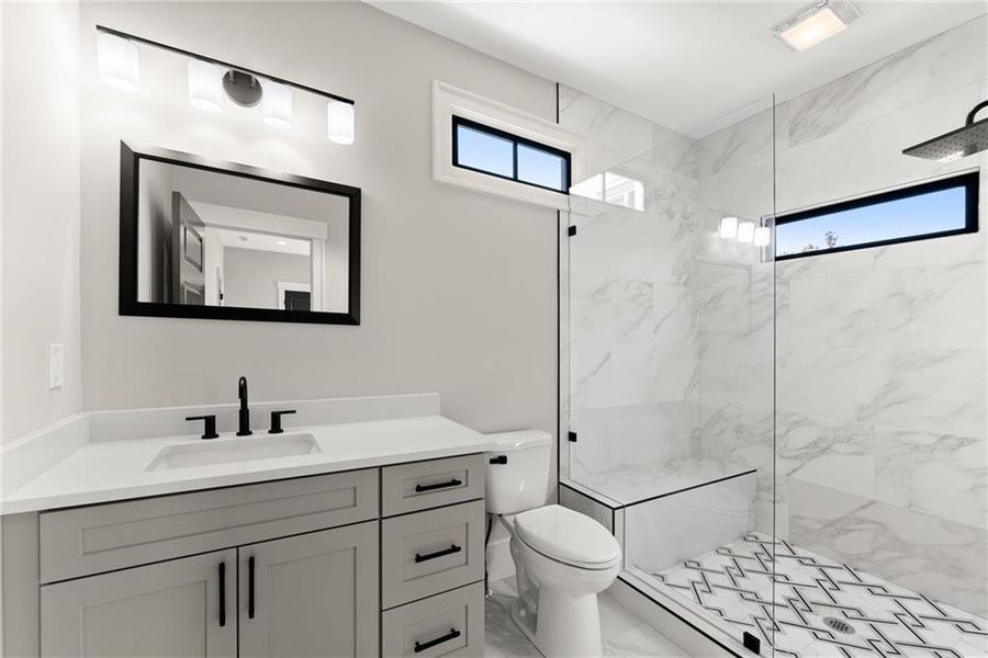 Furnished interior view inside a new home in , Dahlonega (Image 9).